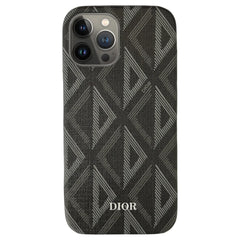 Triangular Pattern Case