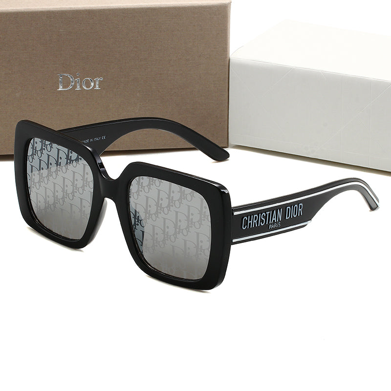 Fashionable watermarked personalized sunglasses