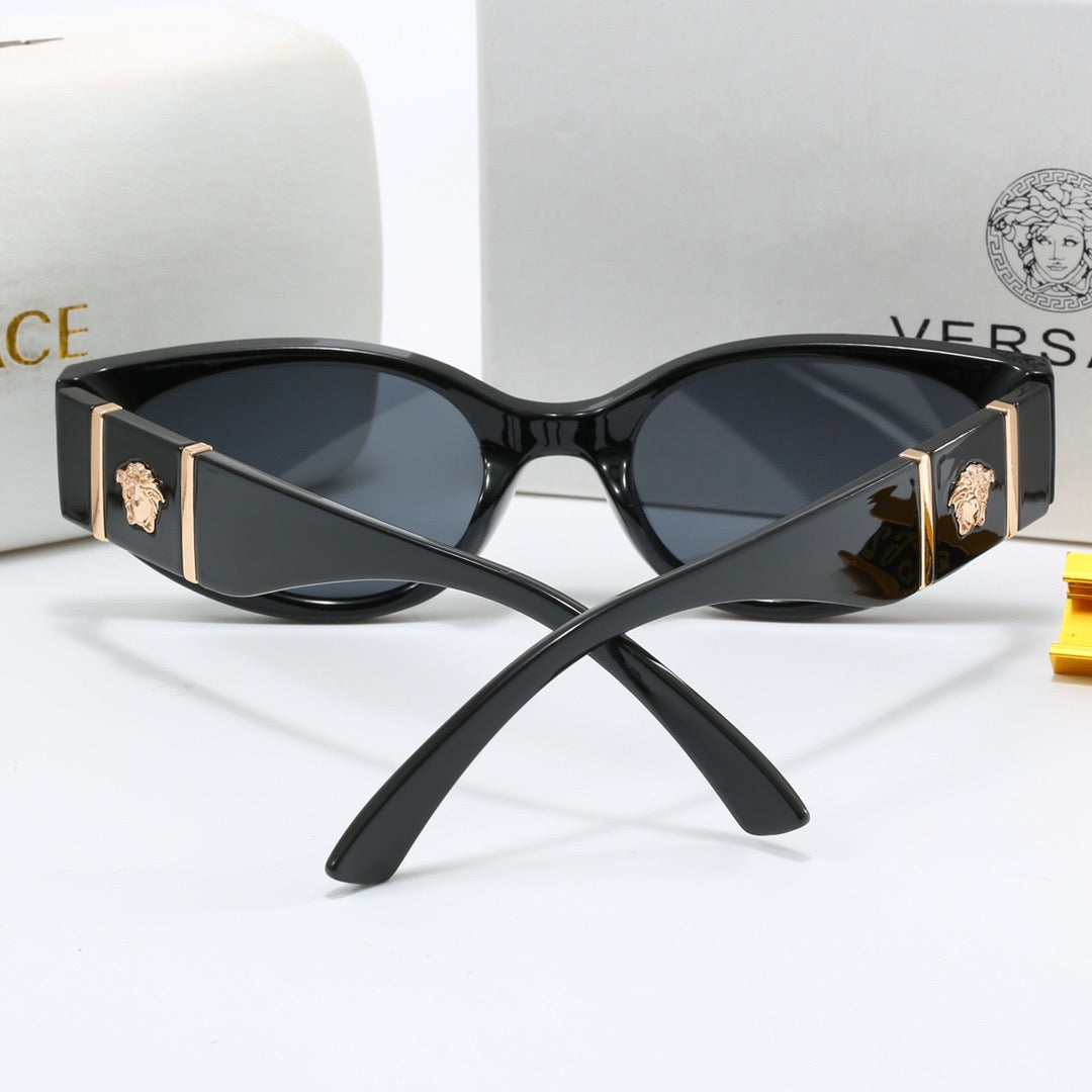 New retro cat-eye sunglasses