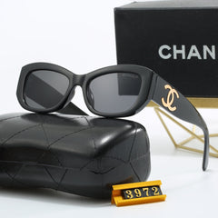 Cat-eye fashion sunglasses