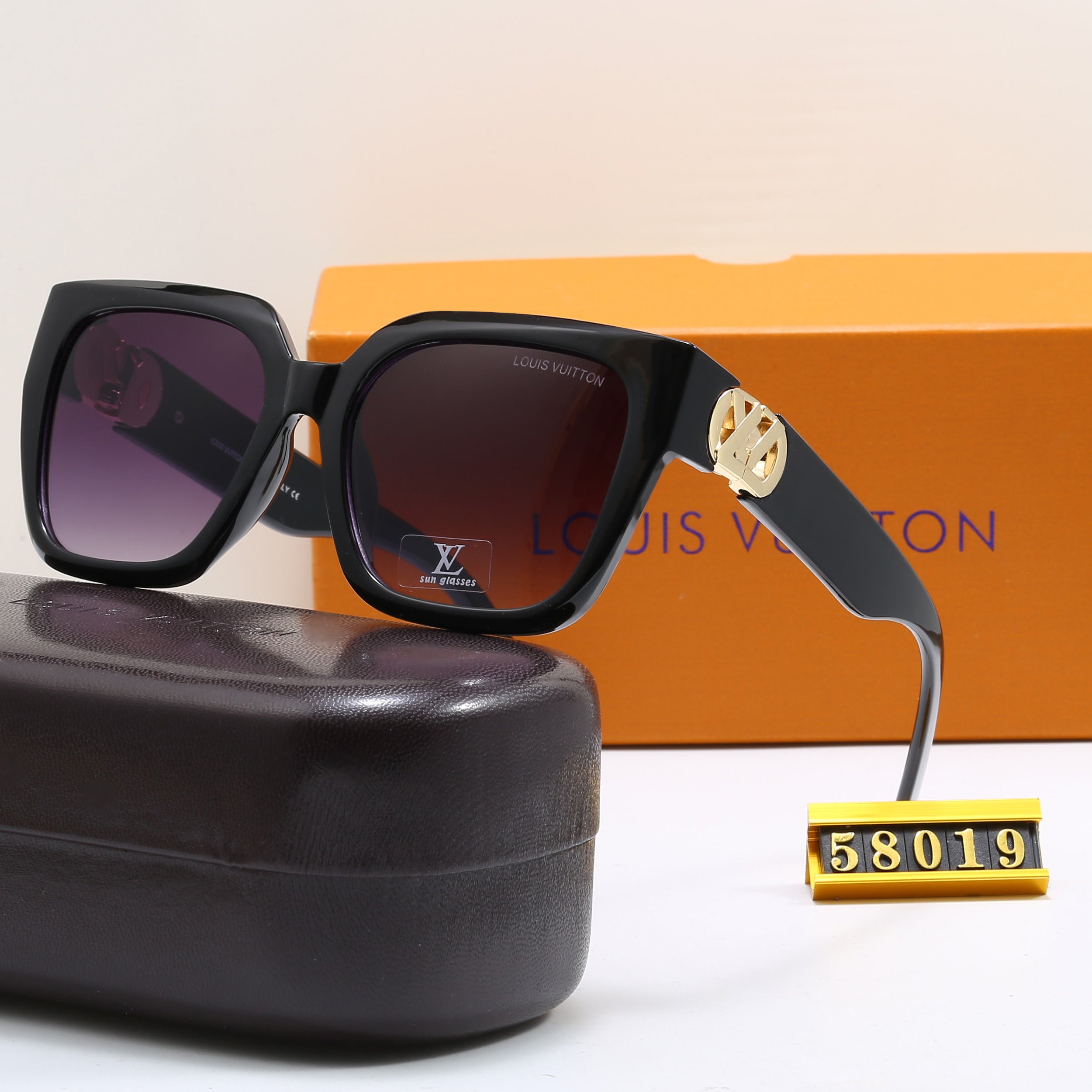 Large frame sunglasses case