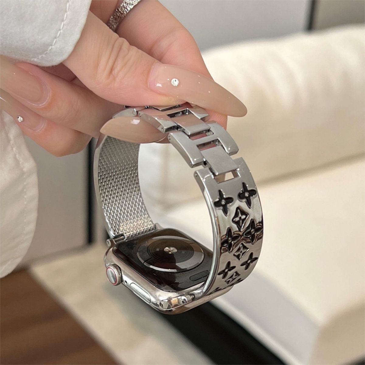 Embossed Metal Apple Watch Band