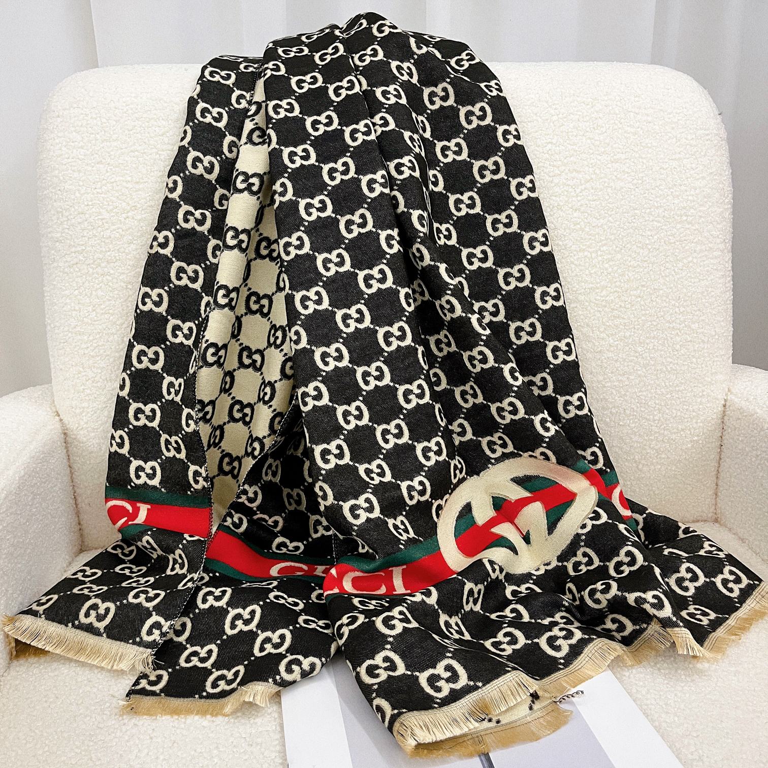 Classic Full Logo Jacquard Warm Scarf Shawl