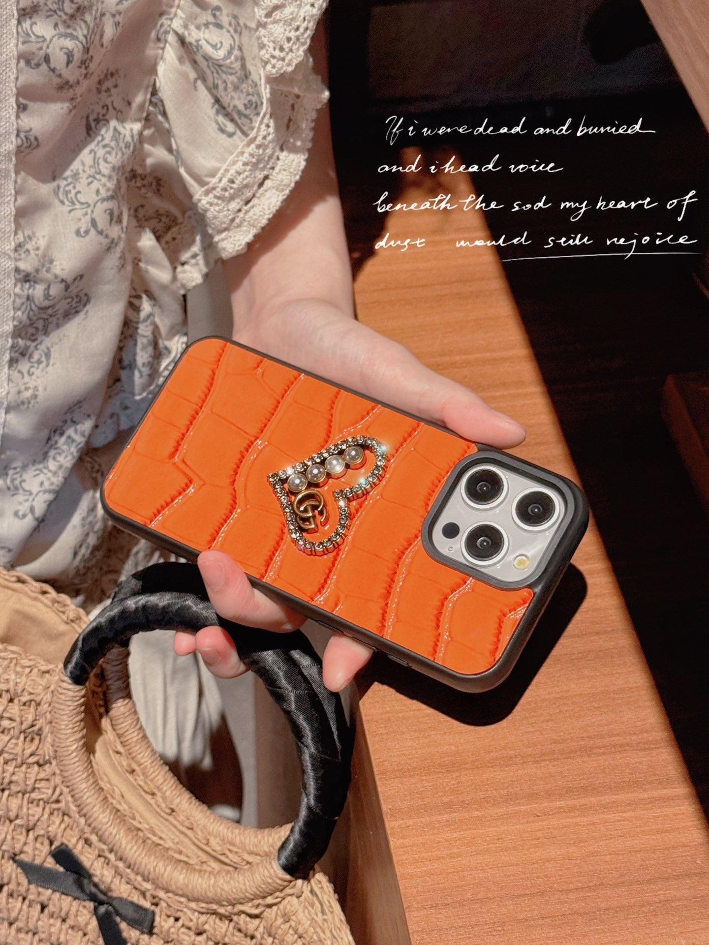 Sequined fashion heart leather case