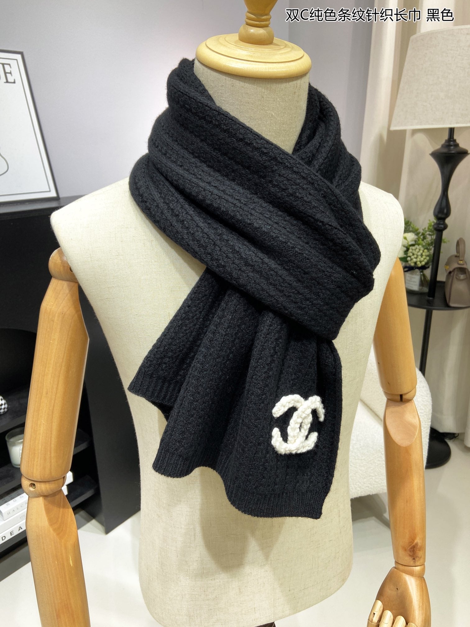 Fashionable diamond jacquard knitted 100% cashmere scarf