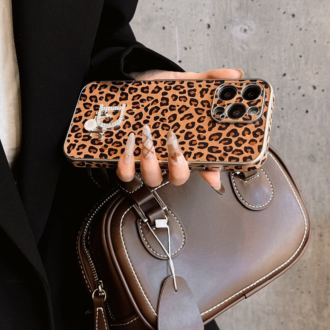 Leopard leather rhinestone case