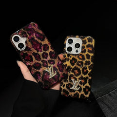 Luxurious sequined leopard print case