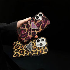 Luxurious sequined leopard print case