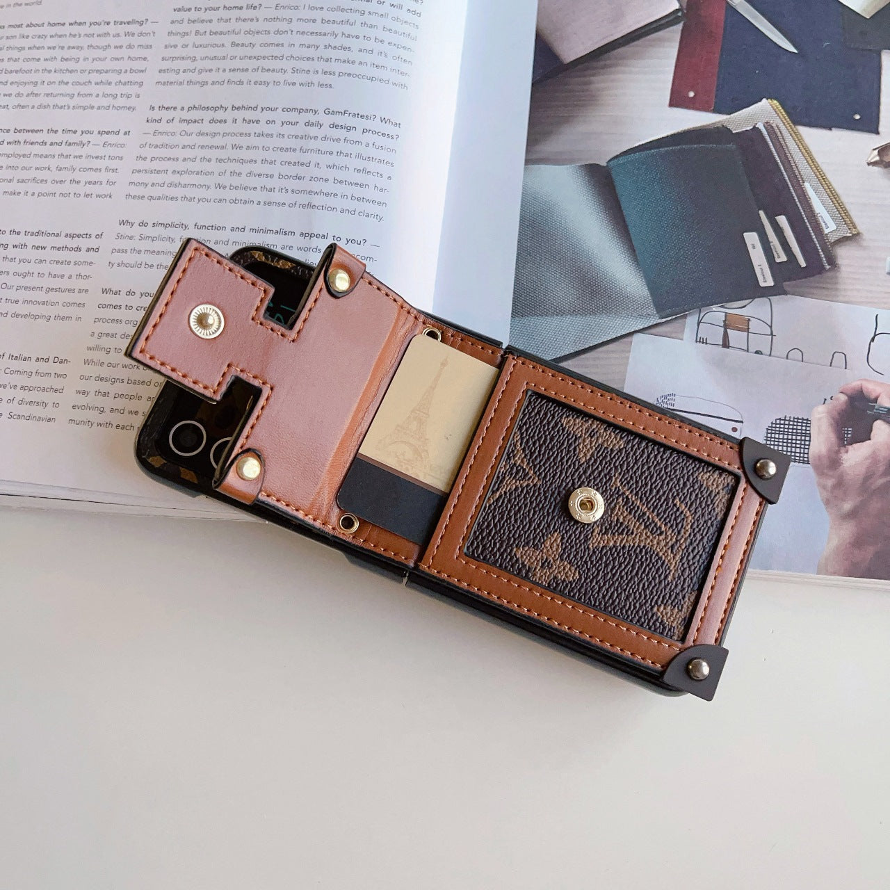 Retro Lock Card Holder Flip Case