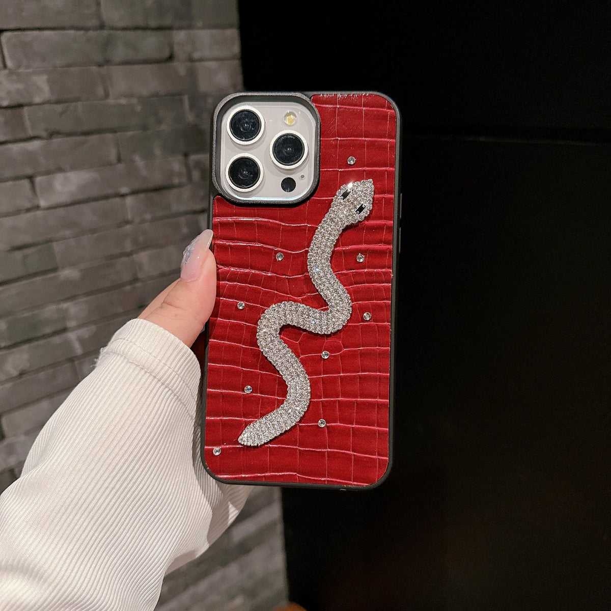 Luxury rhinestone snake-shaped case